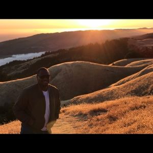 Meet your Posher, Devin